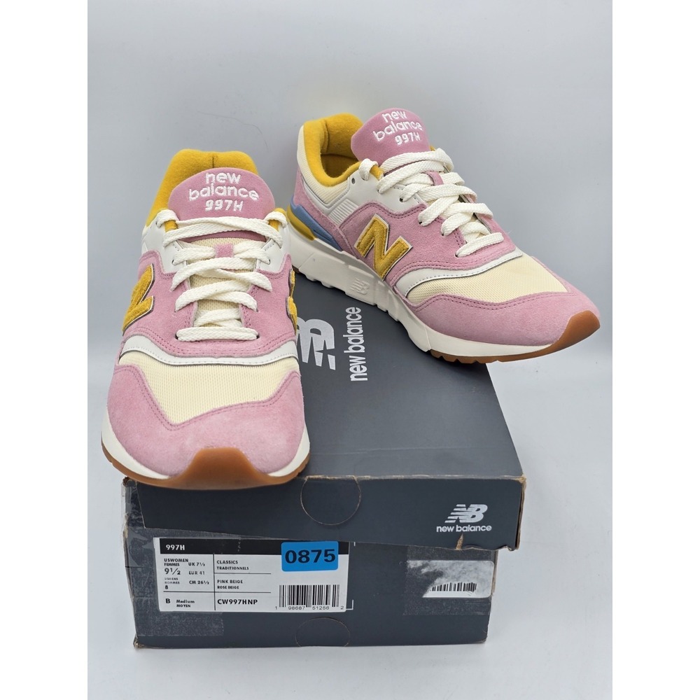 New Balance 997H Womens Suede Retro Athletic Sneakers Store Model - Sz 9.5 B(M)